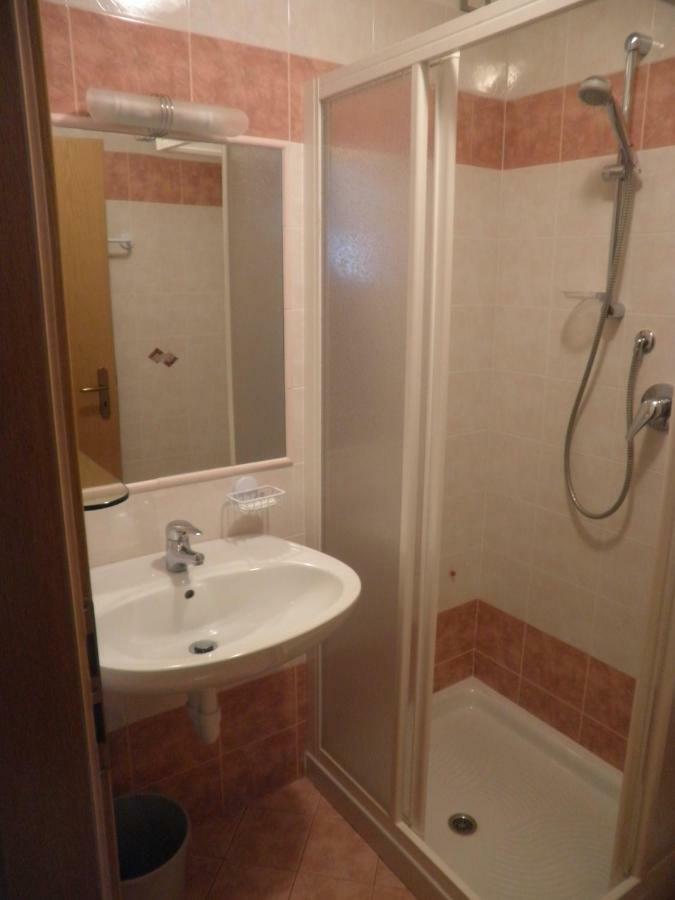 Appartement Majon Del Tisler à Canazei Extérieur photo