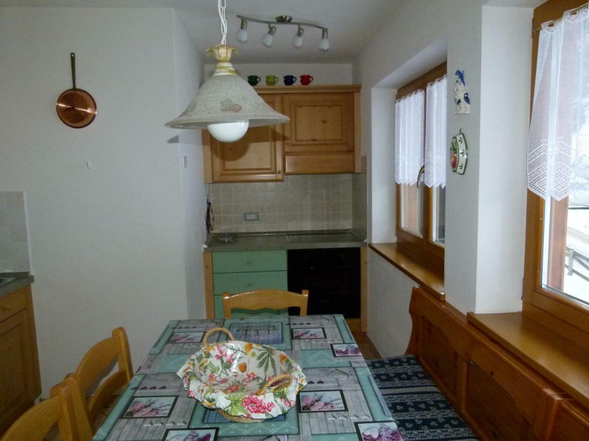 Appartement Majon Del Tisler à Canazei Extérieur photo