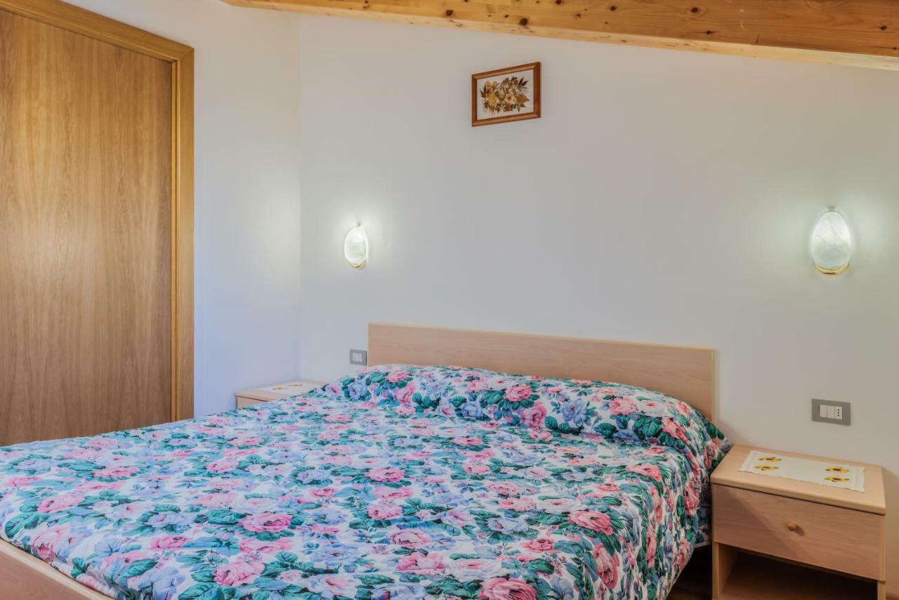 Appartement Majon Del Tisler à Canazei Extérieur photo